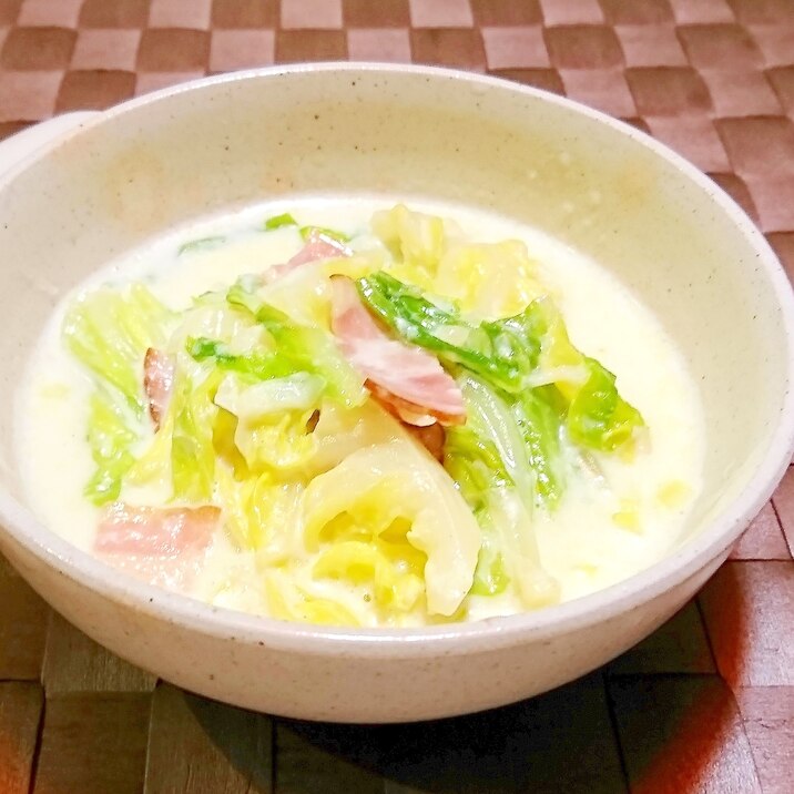 春キャベツとベーコンのクリーム煮 レシピ 作り方 By メリッコ 楽天レシピ